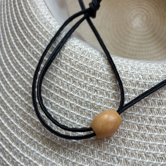 Milani Heather UPF 50+ Floppy Sun Hat,4.5”wide brim,chin strap,adjustable band - Picture 9 of 11